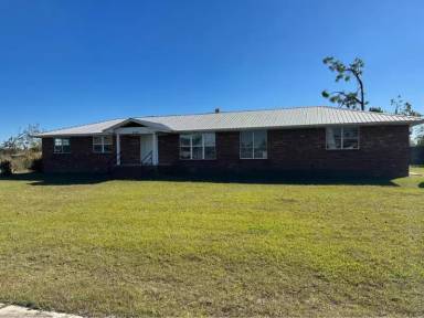 Main picture of 2110 E Baldwin Rd