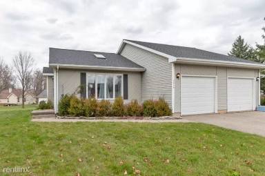 Main picture of 3414 Parkwood Dr