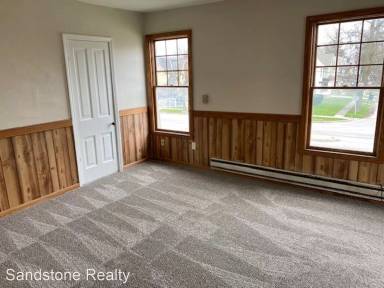 Main picture of 1103 Middle Ave
