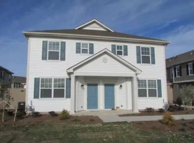 Main picture of 3848 Clarendon Way
