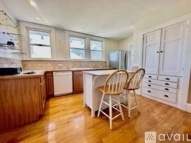 Main picture of 25 Brandon Rd