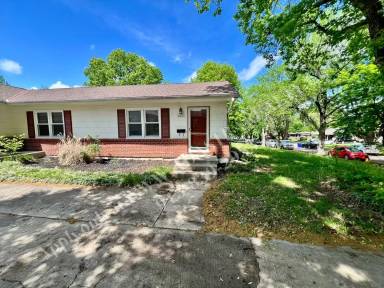 Main picture of 8410 Grandview Ln