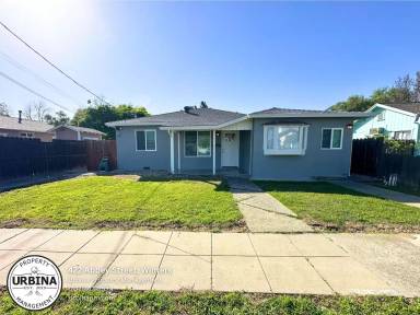 Main picture of 422 Abbey St