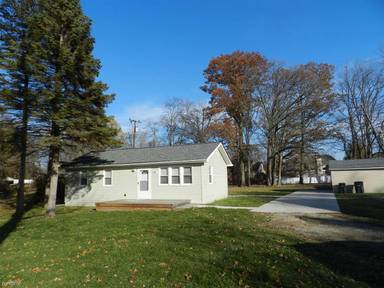 Main picture of 11245 McKinley St
