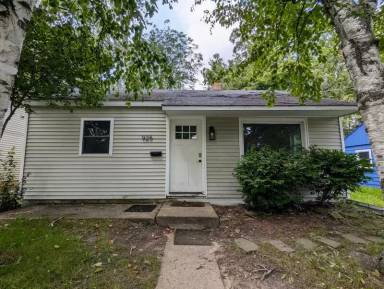 Main picture of 925 Maryland Ave