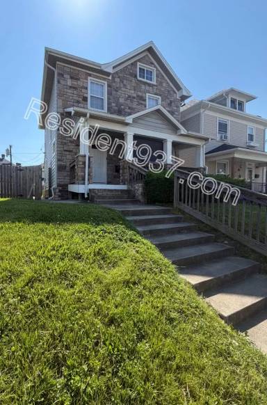 Main picture of 662 Carlisle Ave