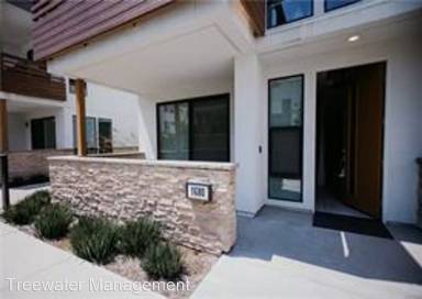 Main picture of 1680 Topanga