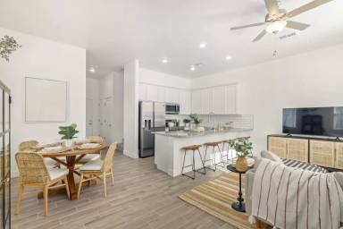 Main picture of 9411 East Cadence Parkway