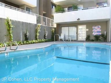 Main picture of 18144 Burbank Blvd