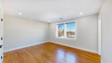 Main picture of 42 Mill St