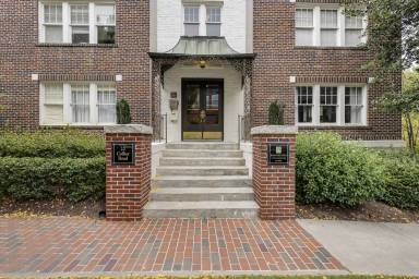 Main picture of 22 Collier Road Unit 9