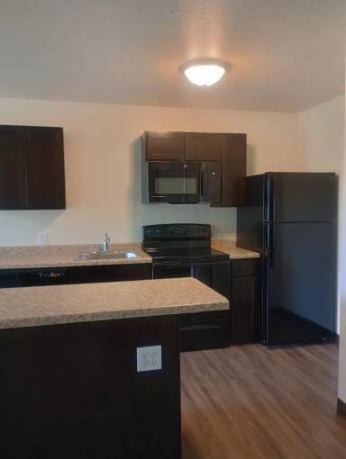 Main picture of Pine Crest Apartments