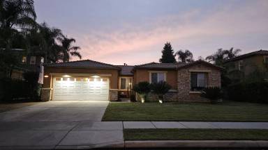 Main picture of 861 Lily Ave