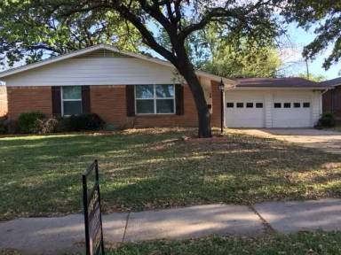 Main picture of 3534 Princeton Dr