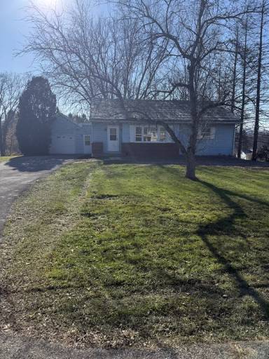 Main picture of 36 Riverview Rd