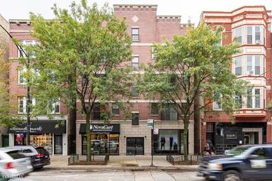 Main picture of 1751 W Division St