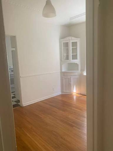 Main picture of 200 S Martel Ave