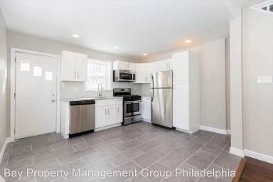 Main picture of 130 E Pastorius St