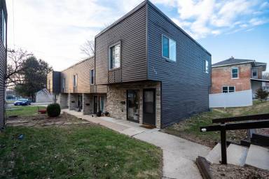 Main picture of 356 Locust St