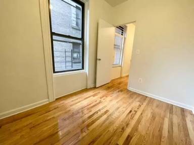 Main picture of 777 Amsterdam Ave