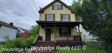 Main picture of 3326 Hackberry St