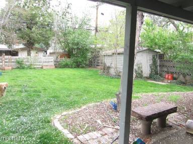 Main picture of 3018 Jefferson St