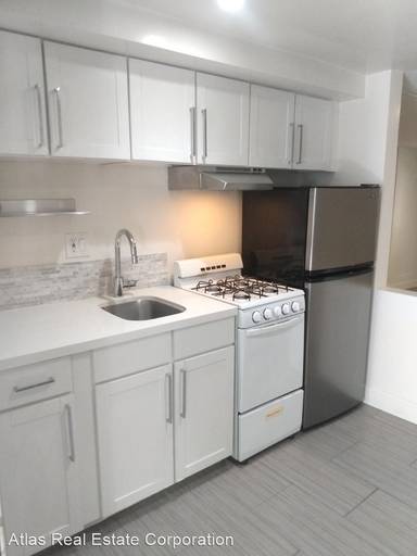 Main picture of 7604 Lexington Ave