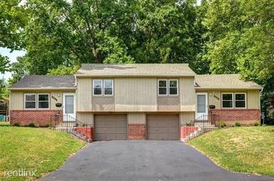 Main picture of 8336 Lowell Ave