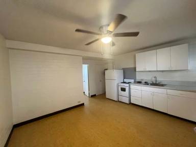 Main picture of 215 Paoakalani Ave