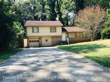 Main picture of 545 Navarre Dr