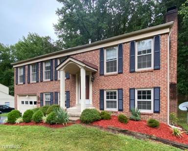 Main picture of 8709 Valley Dr