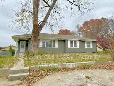 Main picture of 5940 E 136th St