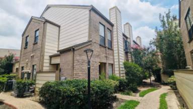 Main picture of 8299 Cambridge St