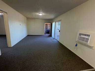Main picture of 700 N East End Ave