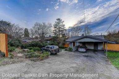 Main picture of 13547 35th Ave NE