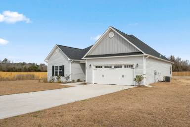 Main picture of 505 E Blackwater Ln