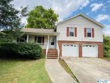 Main picture of 116 Molly Bette Dr