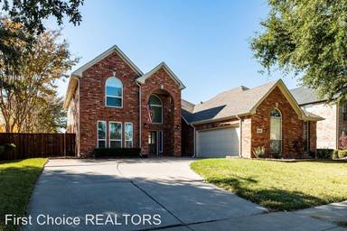 Main picture of 806 Autumn Ridge Dr