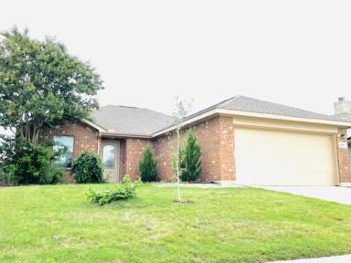Main picture of 604 Poncho Ln