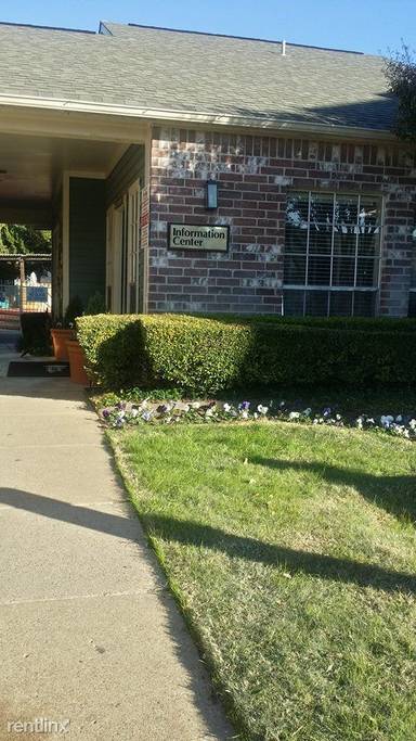 Main picture of 6055 Ridgecrest Trl