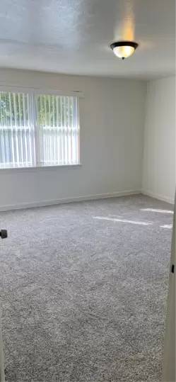Main picture of Oak Bluff Place Apartments