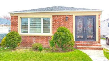 Main picture of 7015 167th St