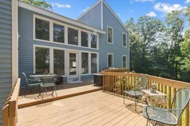 Main picture of 80 Ravens Croft Rd
