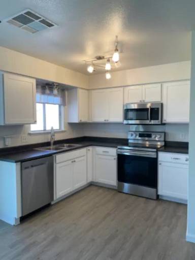 Main picture of 540 Chandler St