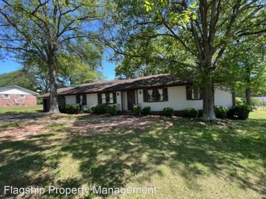 Main picture of 106 Lakemont Dr