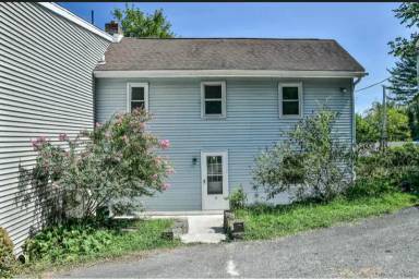 Main picture of 7 Helluva Hill Ln