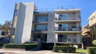 Main picture of 3137 - 335 S. Normandie Ave. - 5