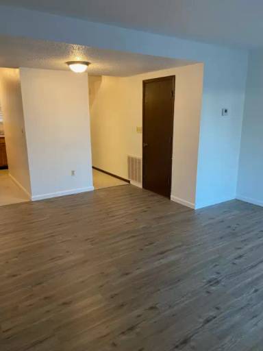Main picture of 1001 College Ave