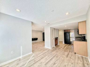 Main picture of Creeks Edge Condos