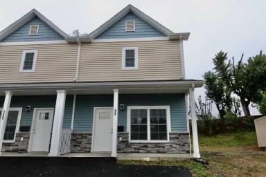 Main picture of 98 Suter St